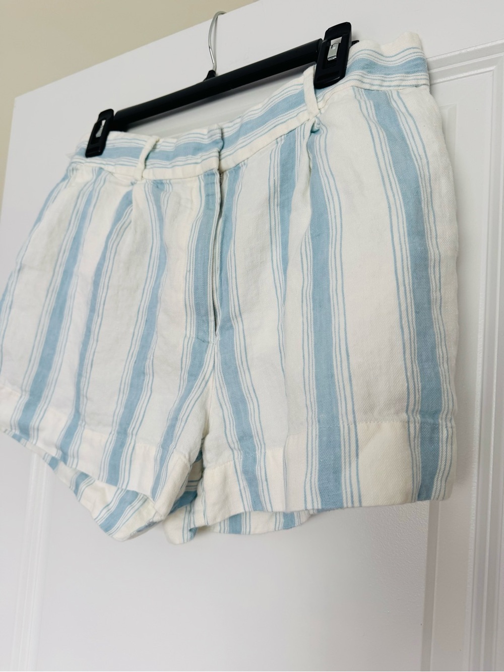 Frame Denim White and Light Blue Striped Linen-Blend Shorts